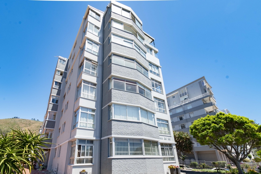 To Let 2 Bedroom Property for Rent in Sea Point Western Cape